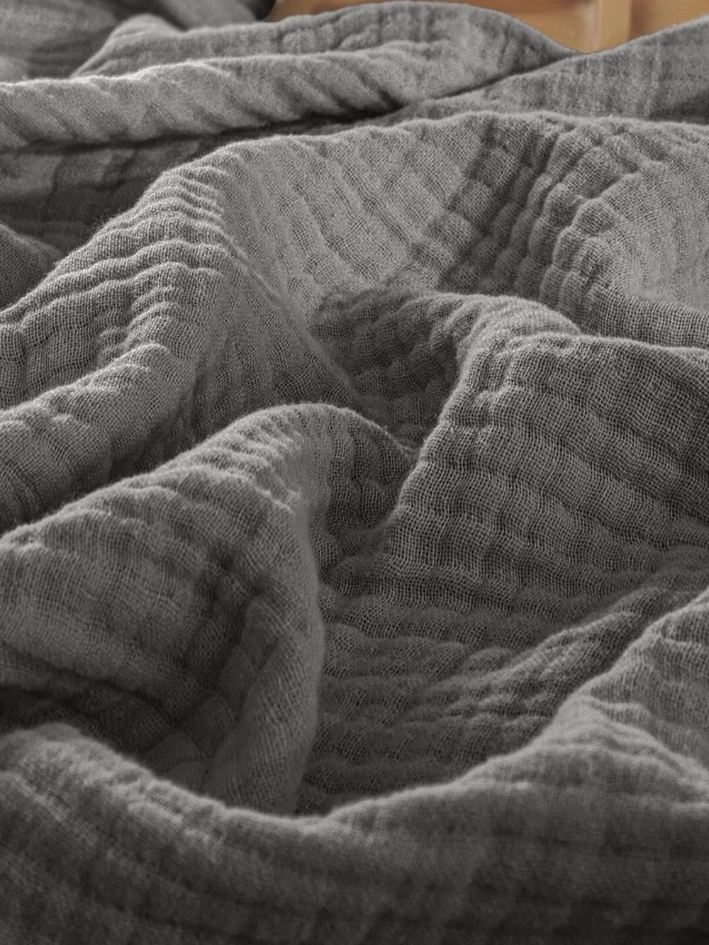 King 100% Cotton Muslin Blanket in Gray Black - Reserved for @tiffsanders18 - Picture 2 of 7